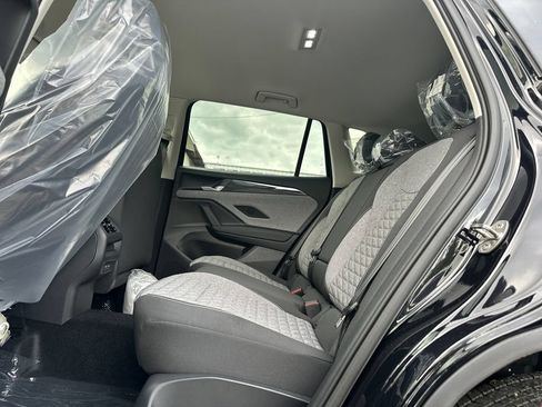 New 2026 Volkswagen Tiguan S AWD/4WD image 18