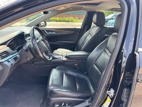 Used 2018 Cadillac XTS Luxury image 10