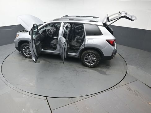 Certified 2024 Honda Passport TrailSport image 50
