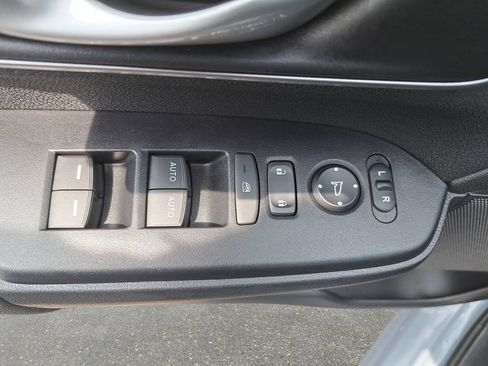 Used 2022 Honda CR-V EX image 26