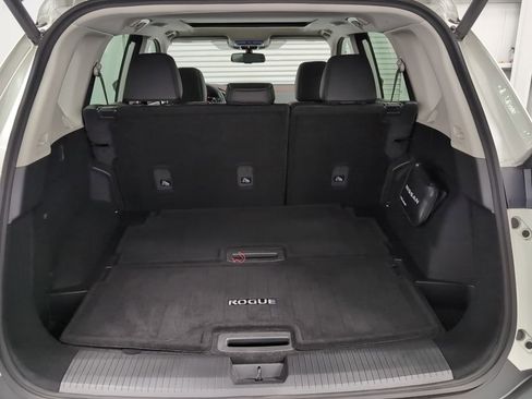 Used 2023 Nissan Rogue SL w/ SL Premium Package FWD image 28