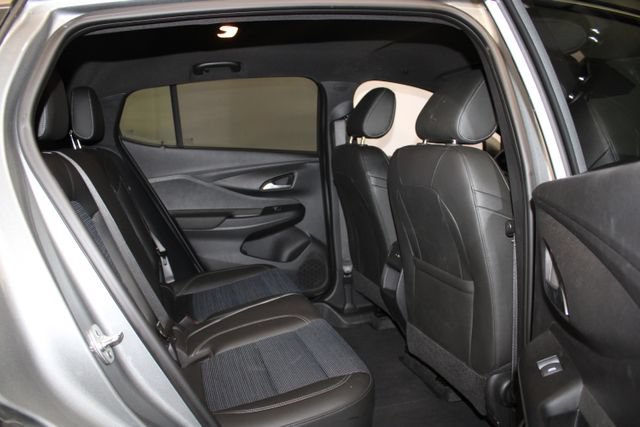 Used 2025 Buick Envista Preferred w/ Convenience II Package FWD image 14