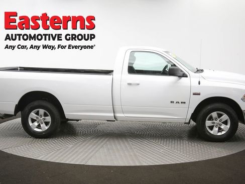 Used 2019 RAM 1500 Classic SLT image 42