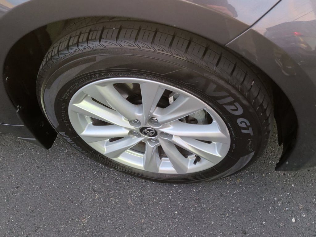 Used 2025 Toyota Corolla SE FWD image 10
