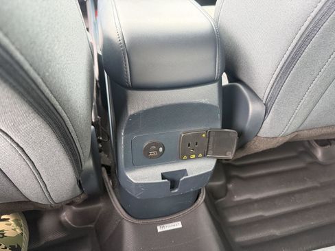 Used 2023 Ford Maverick XLT w/ XLT Luxury Package image 15