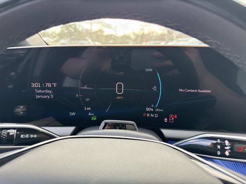 New 2026 Cadillac Optiq Luxury 1 image 34