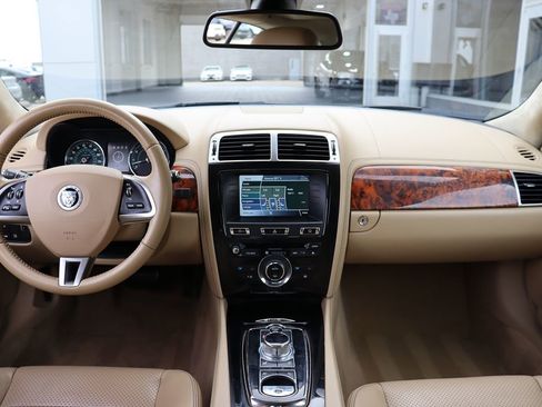 Used 2013 Jaguar XK Coupe image 17