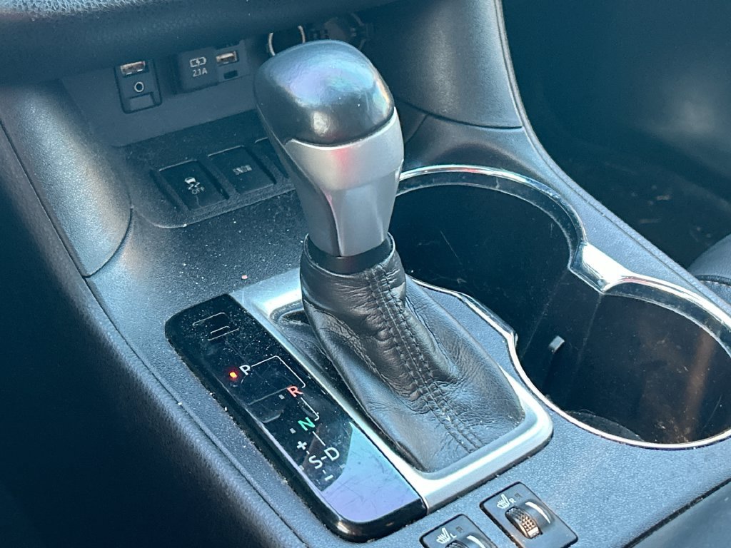 Used 2019 Toyota Highlander XLE FWD image 26