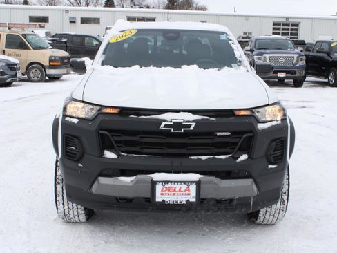 Used 2023 Chevrolet Colorado Trail Boss w/ Advanced Trailering Package image 2