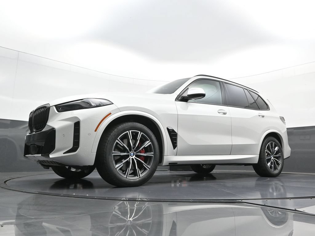 Used 2024 BMW X5 xDrive40i w/ Executive Package AWD/4WD image 25