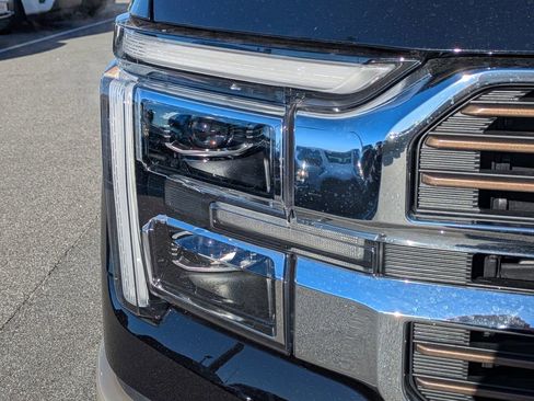 New 2025 Ford F150 King Ranch w/ FX4 Off-Road Package image 11