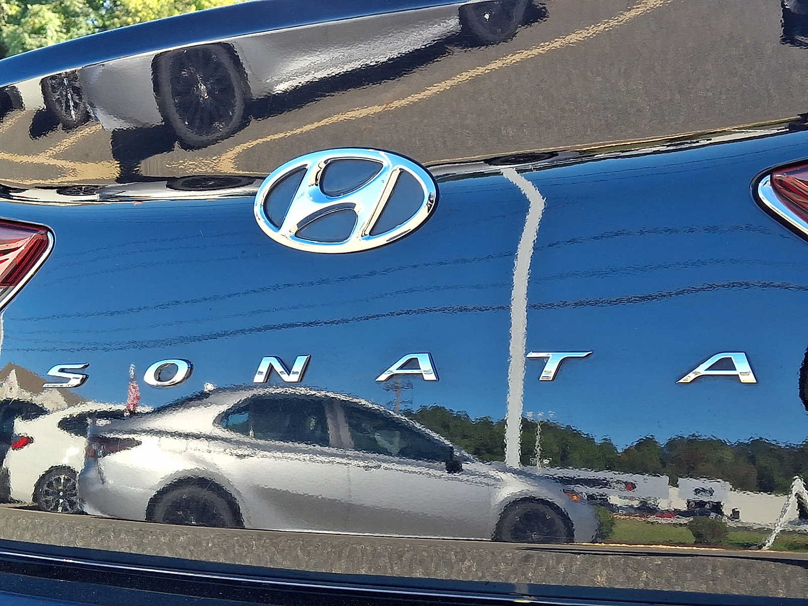 Used 2018 Hyundai Sonata Limited FWD image 33
