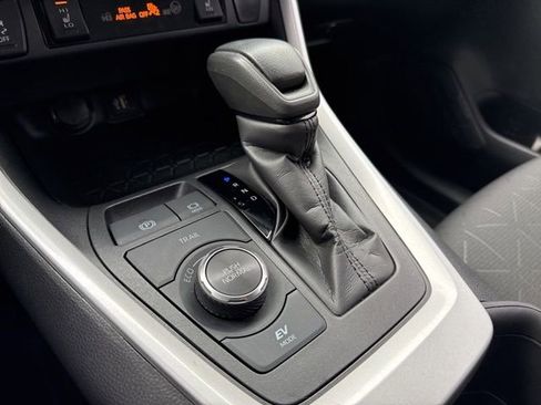 Used 2024 Toyota RAV4 AWD Hybrid w/ Weather Package image 27