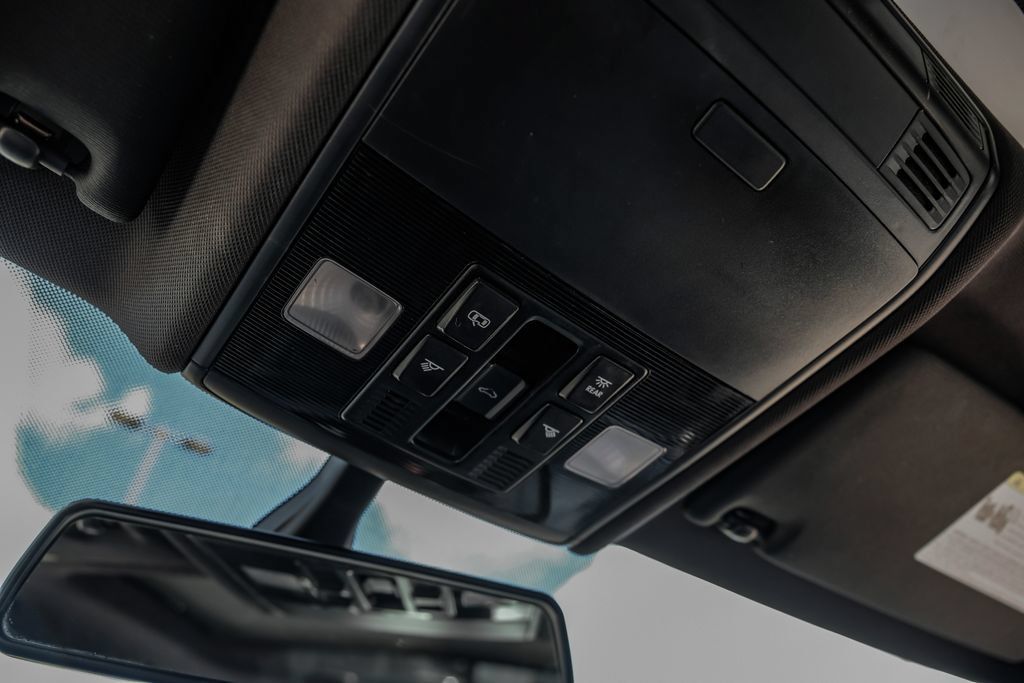 Used 2019 Volkswagen Jetta R-Line FWD image 23