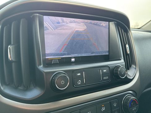 Used 2019 Chevrolet Colorado Z71 image 42