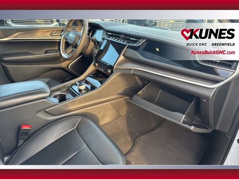 Used 2024 Jeep Grand Cherokee Limited 4xe image 56