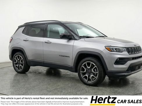 Used 2025 Jeep Compass Trailhawk AWD/4WD image 1