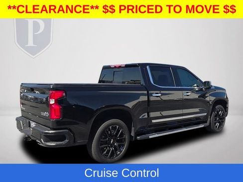 Certified 2024 Chevrolet Silverado 1500 High Country w/ High Country Premium Package AWD/4WD image 7