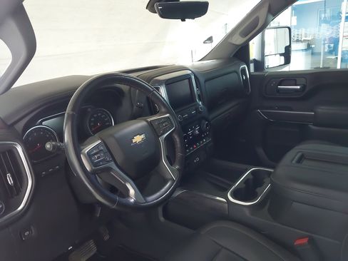 Used 2022 Chevrolet Silverado 2500 LTZ w/ LTZ Premium Package AWD/4WD image 17