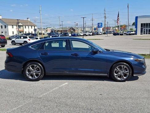 Used 2023 Honda Accord EX image 7