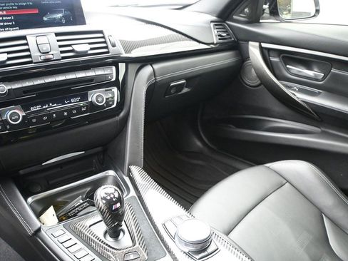 Used 2018 BMW M3 RWD image 4