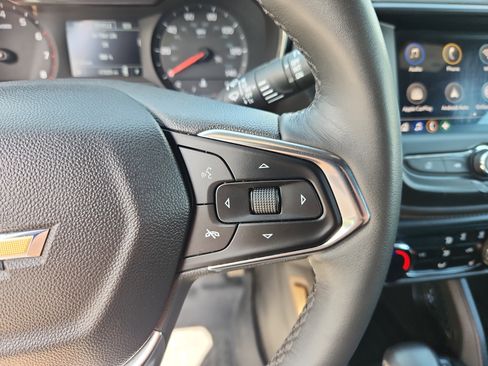 Used 2023 Chevrolet TrailBlazer ACTIV FWD image 30