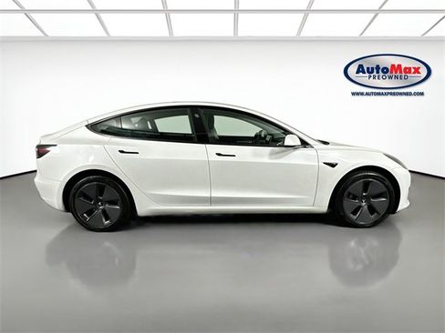 Used 2023 Tesla Model 3 Standard Range image 10