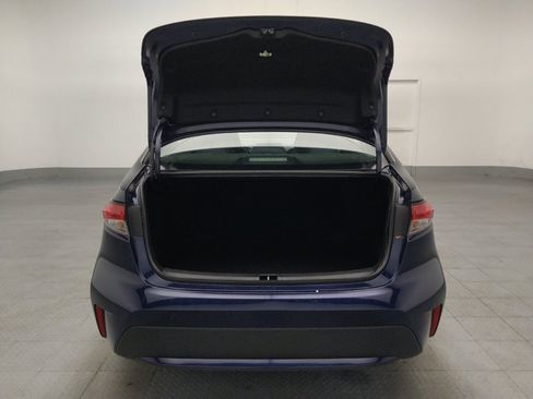 Used 2022 Toyota Corolla LE FWD image 29