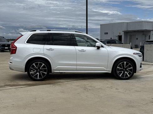 Used 2019 Volvo XC90 T6 Momentum w/ Protection Package Premier AWD/4WD image 4