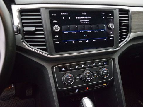 Used 2018 Volkswagen Atlas SE AWD/4WD image 23