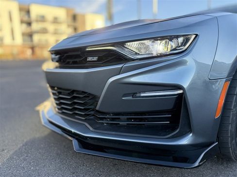 Used 2021 Chevrolet Camaro SS image 29