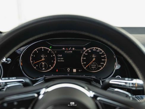 Used 2022 Bentley Continental GT image 32