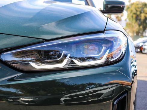 Used 2023 BMW i4 eDrive40 RWD image 10