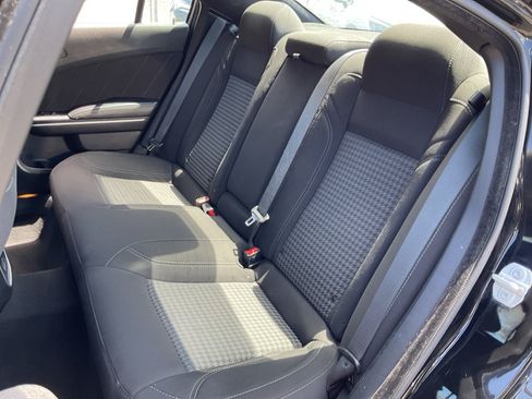 Used 2023 Dodge Charger SXT RWD image 18