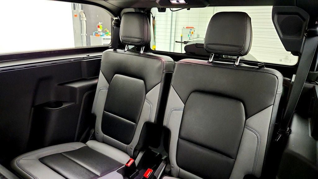 Used 2023 Ford Bronco Black Diamond AWD/4WD image 20