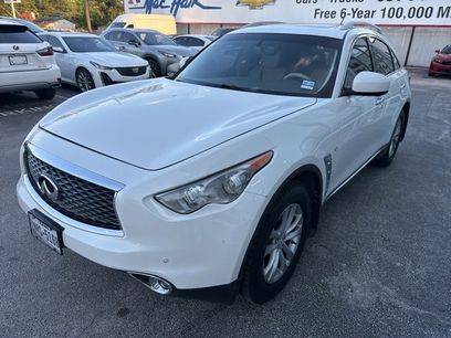 Used 2017 INFINITI QX70 AWD w/ Premium Package