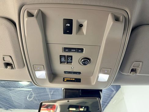 Used 2020 GMC Yukon Denali w/ Denali Ultimate Package image 28