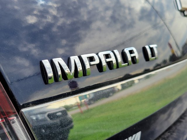 Used 2009 Chevrolet Impala LT FWD image 26