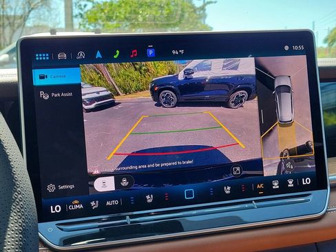 New 2026 Volkswagen Tiguan SEL R-Line image 19