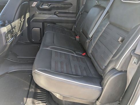 Used 2024 GMC Sierra 1500 AT4X image 19