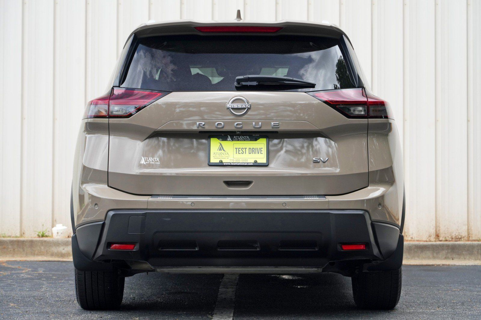 Used 2024 Nissan Rogue SV w/ SV Premium Package FWD image 10