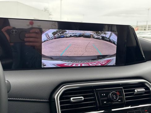 New 2026 Nissan Armada SV image 14