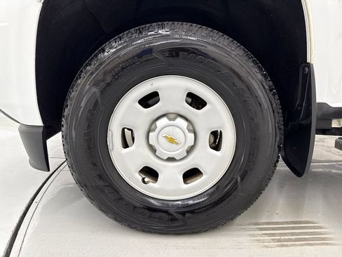 Used 2017 Chevrolet Colorado W/T image 9