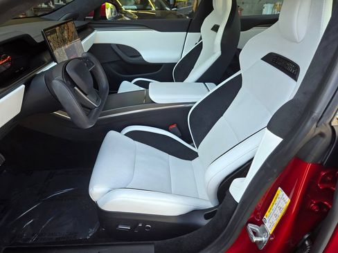 Used 2024 Tesla Model S Plaid AWD/4WD image 19