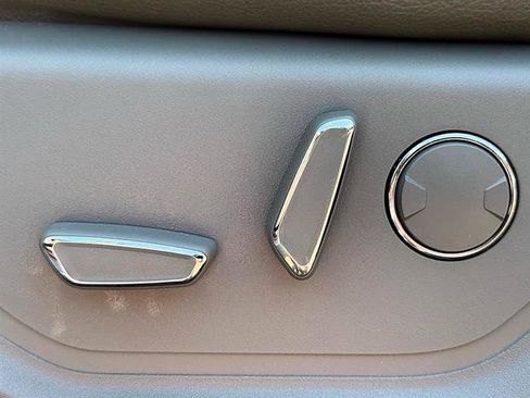 Used 2018 Ford F150 Lariat AWD/4WD image 17