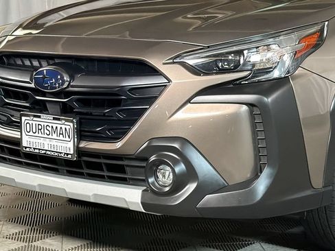 Used 2023 Subaru Outback Limited AWD/4WD image 3