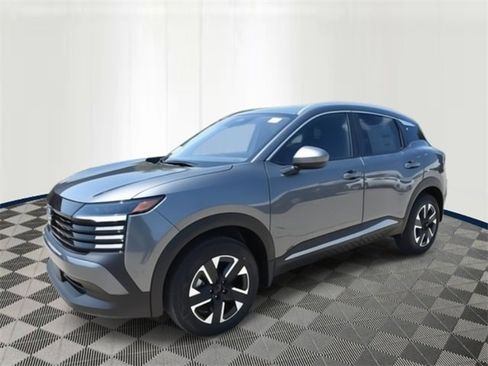 New 2025 Nissan Kicks SV w/ SV Premium Package image 2