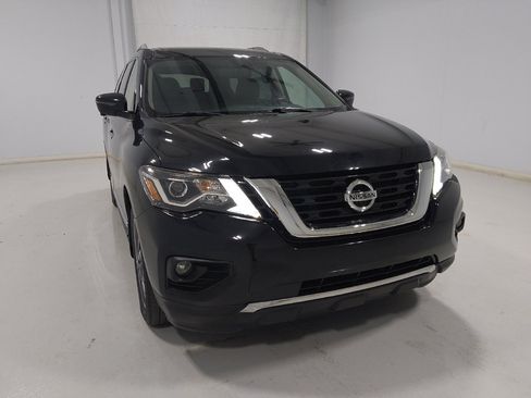 Used 2020 Nissan Pathfinder Platinum AWD/4WD image 14