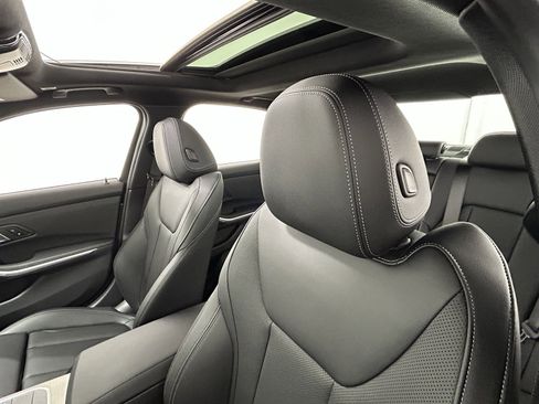 Used 2025 BMW 330i xDrive Sedan image 28