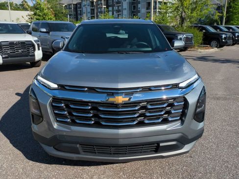 Used 2026 Chevrolet Equinox LT FWD image 9